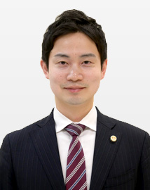 弁護士　菊地　顕太